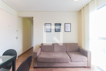 Sala de apartamento para alugar com 2 quartos, 45m² em Vila Mogilar, Mogi das Cruzes