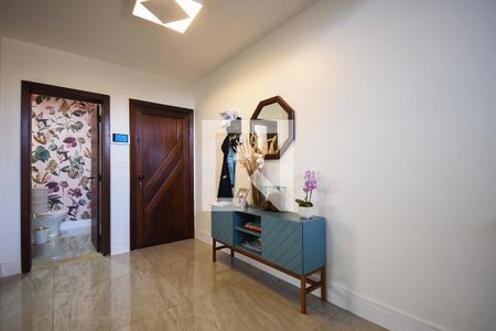 Hall de entrada de casa para alugar com 3 quartos, 580m² em Jardim Guedala, São Paulo