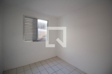 Quarto 2 de apartamento para alugar com 2 quartos, 53m² em Conjunto Residencial José Bonifácio, São Paulo