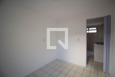 Quarto 1 de apartamento para alugar com 2 quartos, 53m² em Conjunto Residencial José Bonifácio, São Paulo