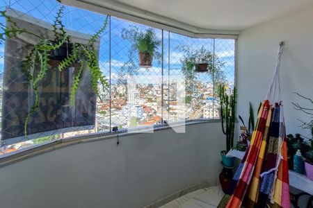Varanda de apartamento à venda com 3 quartos, 92m² em Sagrada Família, Belo Horizonte