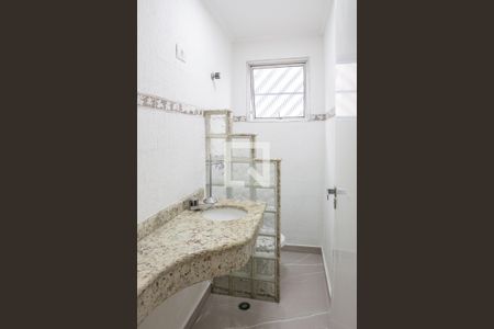 Lavabo de casa à venda com 4 quartos, 250m² em Vila Romana, São Paulo