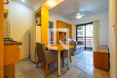 Sala/Cozinha de apartamento para alugar com 1 quarto, 35m² em Paraíso, São Paulo