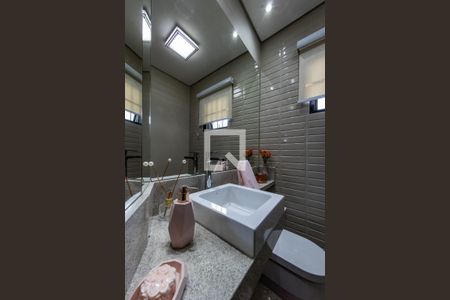 Banheiro de casa à venda com 4 quartos, 286m² em São Lucas, São Paulo