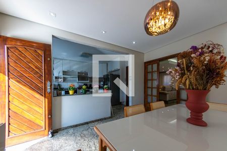 Sala de Jantar de casa à venda com 4 quartos, 286m² em São Lucas, São Paulo