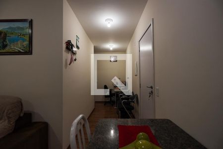 Sala - detalhes de apartamento para alugar com 2 quartos, 53m² em Lajeado, Cotia