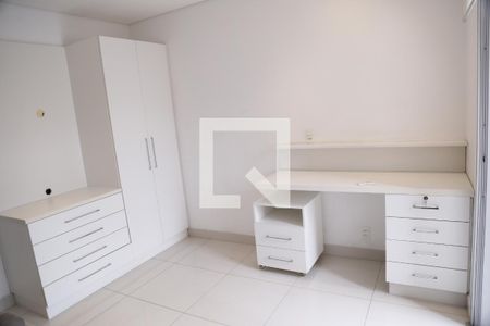 Quarto/Escritório de apartamento à venda com 2 quartos, 72m² em Piqueri, São Paulo