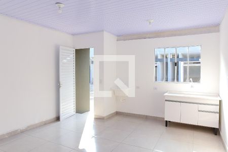 Sala e Cozinha de casa de condomínio para alugar com 1 quarto, 35m² em Utinga, Santo André