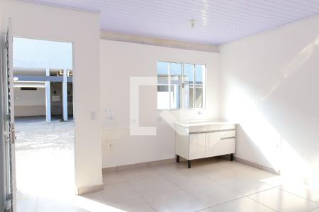 Sala e Cozinha de casa de condomínio para alugar com 1 quarto, 35m² em Utinga, Santo André