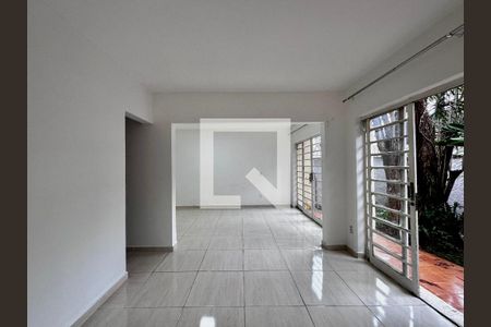 Sala de casa para alugar com 1 quarto, 160m² em Brooklin, São Paulo