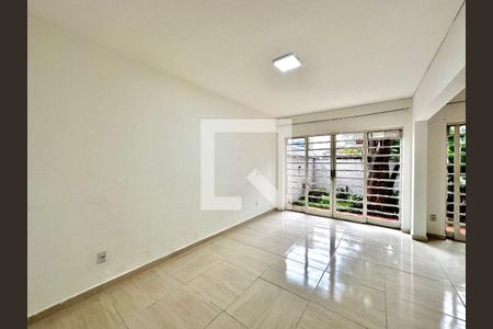 Sala de casa para alugar com 1 quarto, 160m² em Brooklin, São Paulo