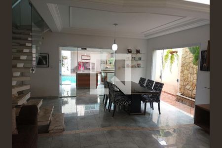 Detalhe Sala de casa à venda com 5 quartos, 250m² em Jardim Ana Rosa, São Paulo