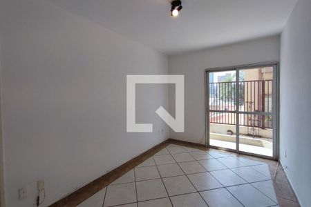 Sala de apartamento à venda com 1 quarto, 45m² em Cambuí, Campinas