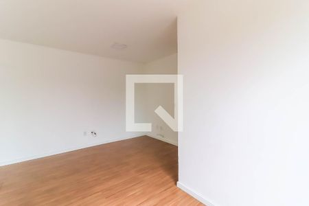 Sala de apartamento para alugar com 2 quartos, 48m² em Jardim Santa Rosa, Taboão da Serra