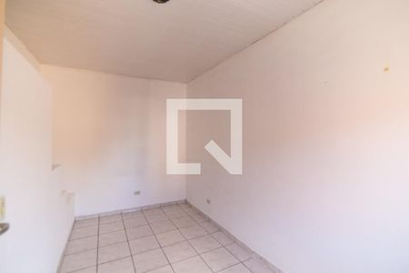 Quarto 1 de casa para alugar com 2 quartos, 45m² em Jardim Santa Rosa, Taboão da Serra