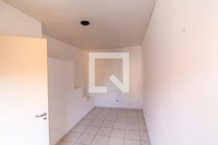 Quarto 1 de casa para alugar com 2 quartos, 45m² em Jardim Santa Rosa, Taboão da Serra