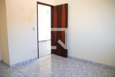 Quarto 2 de casa para alugar com 2 quartos, 85m² em Vila Constança, São Paulo