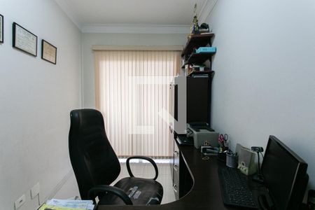 Escritório de casa para alugar com 3 quartos, 254m² em Cidade Mãe do Céu, São Paulo