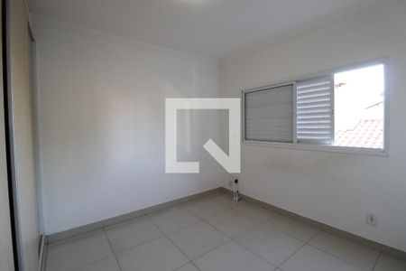 Quarto Suíte de apartamento para alugar com 2 quartos, 76m² em Jardim Patricia, Uberlândia