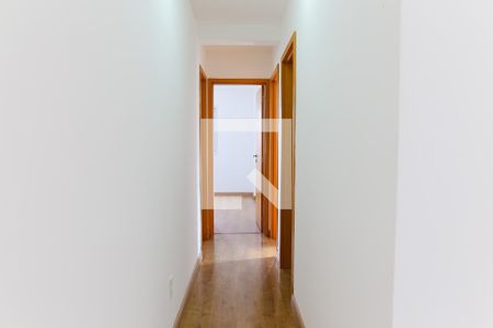 Corredor de apartamento para alugar com 3 quartos, 85m² em Campestre, Santo André