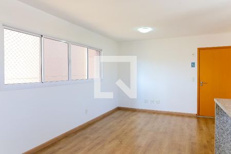 Sala de apartamento para alugar com 3 quartos, 85m² em Campestre, Santo André