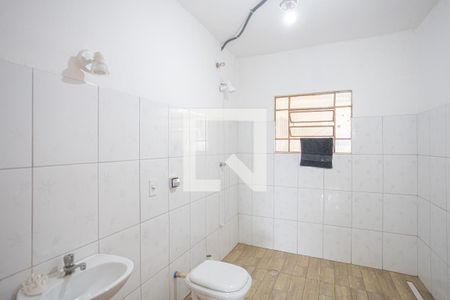 Casa para alugar com 240m², 2 quartos e 1 vaga Casa para alugar com 240m², 2 quartos e 1 vagaBanheiro