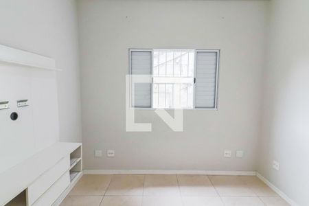 Quarto de casa para alugar com 1 quarto, 27m² em Vila Adalgisa, São Paulo