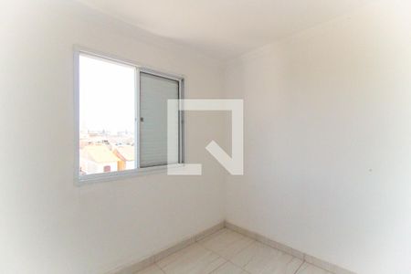 Quarto 1 de apartamento para alugar com 2 quartos, 44m² em Itaquera, São Paulo