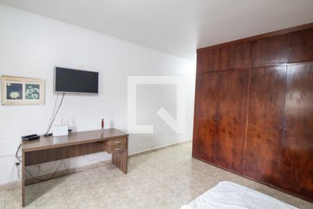 Suíte 1 de casa à venda com 3 quartos, 200m² em Vila Congonhas, São Paulo