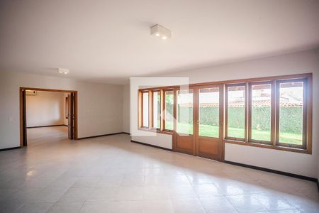 Casa à venda com 465m², 4 quartos e 4 vagasSala