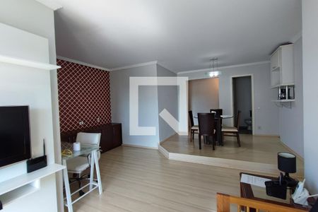 Sala de Estar de apartamento para alugar com 1 quarto, 70m² em Cambuí, Campinas