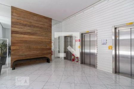 Studio à venda com 52m², 1 quarto e 2 vagas Studio à venda com 52m², 1 quarto e 2 vagasHall