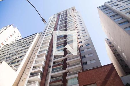 Studio à venda com 52m², 1 quarto e 2 vagas Studio à venda com 52m², 1 quarto e 2 vagasFachada