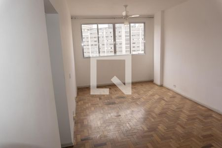 Studio para alugar com 30m², 1 quarto e 1 vagaKitnet