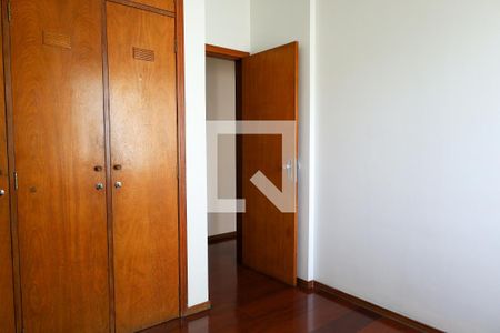 Quarto 1 de apartamento à venda com 2 quartos, 72m² em Vila Paris, Belo Horizonte