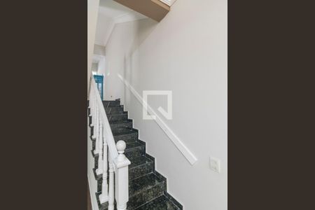 Escada de casa à venda com 3 quartos, 236m² em Parque das Nações, Santo André