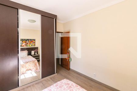 Quarto 2 de casa à venda com 3 quartos, 360m² em Prado, Belo Horizonte