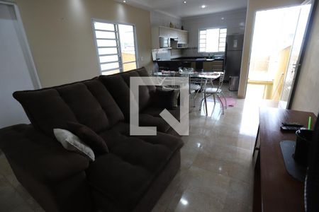 Sala de casa para alugar com 2 quartos, 70m² em Cidade Edson, Suzano