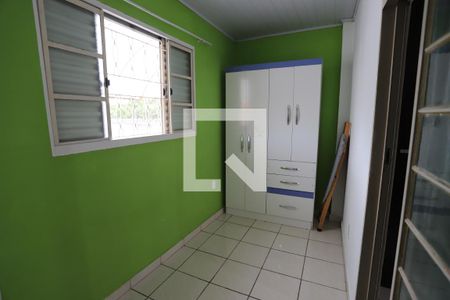 Closet de casa para alugar com 2 quartos, 70m² em Cidade Edson, Suzano