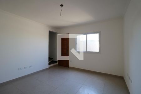 Sala de casa de condomínio para alugar com 2 quartos, 143m² em Vila Curuçá, Santo André