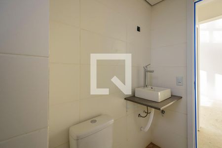 Banheiro 1 de apartamento para alugar com 3 quartos, 73m² em Vila Joao Pessoa, Porto Alegre