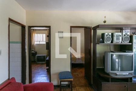 Sala de casa à venda com 3 quartos, 120m² em Santa Cruz, Belo Horizonte