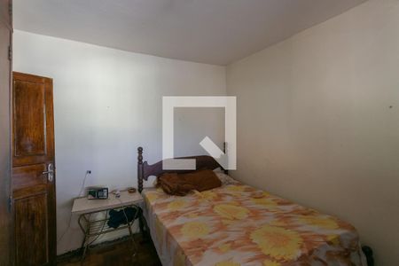 Quarto 2 de casa à venda com 3 quartos, 120m² em Santa Cruz, Belo Horizonte