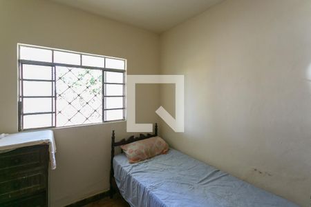 Quarto 1 de casa à venda com 3 quartos, 120m² em Santa Cruz, Belo Horizonte