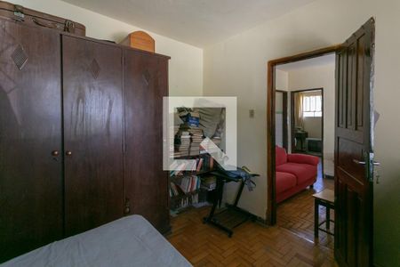 Quarto 1 de casa à venda com 3 quartos, 120m² em Santa Cruz, Belo Horizonte