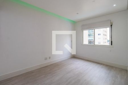 Suíte de apartamento para alugar com 1 quarto, 68m² em Jardim Tupanci, Barueri