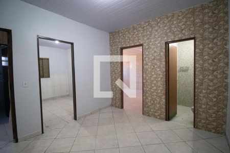 Sala 2 de casa para alugar com 4 quartos, 350m² em Chácara do Governador, Goiânia