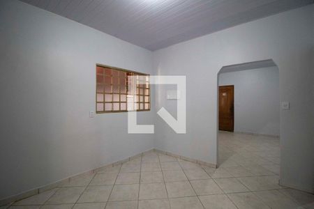 Sala 2 de casa para alugar com 4 quartos, 350m² em Chácara do Governador, Goiânia