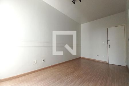 Sala de apartamento à venda com 1 quarto, 69m² em Cambuí, Campinas