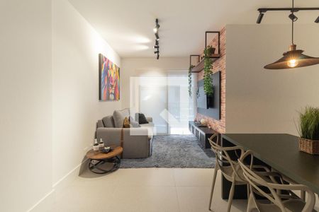 Apartamento para alugar com 70m², 2 quartos e 1 vagaSala